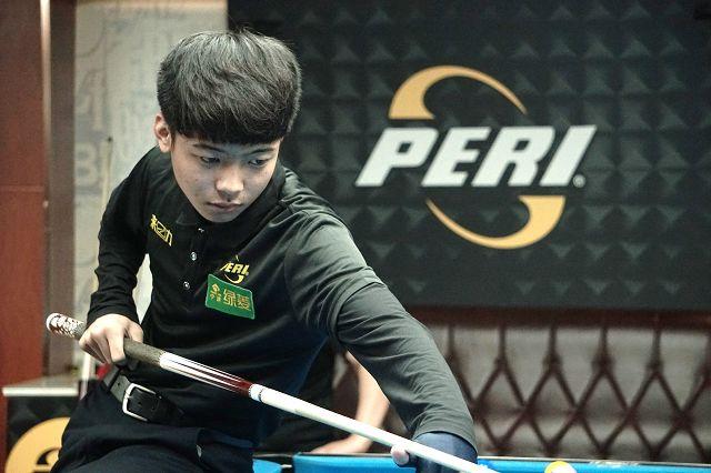 精巧的果岭 精巧的果岭