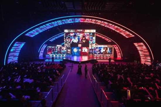 而是利用凯 而是利用凯